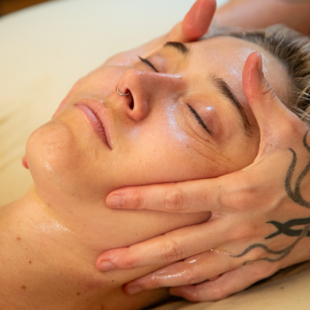 75 Min Facial Massage