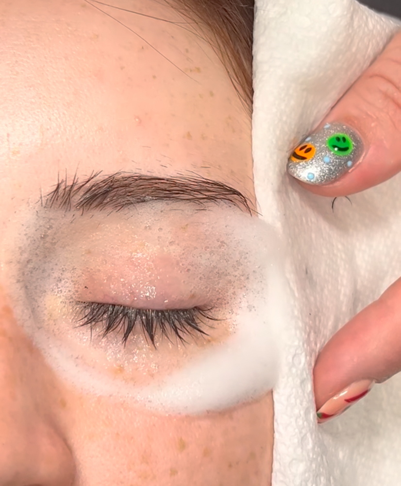 Lash Removal