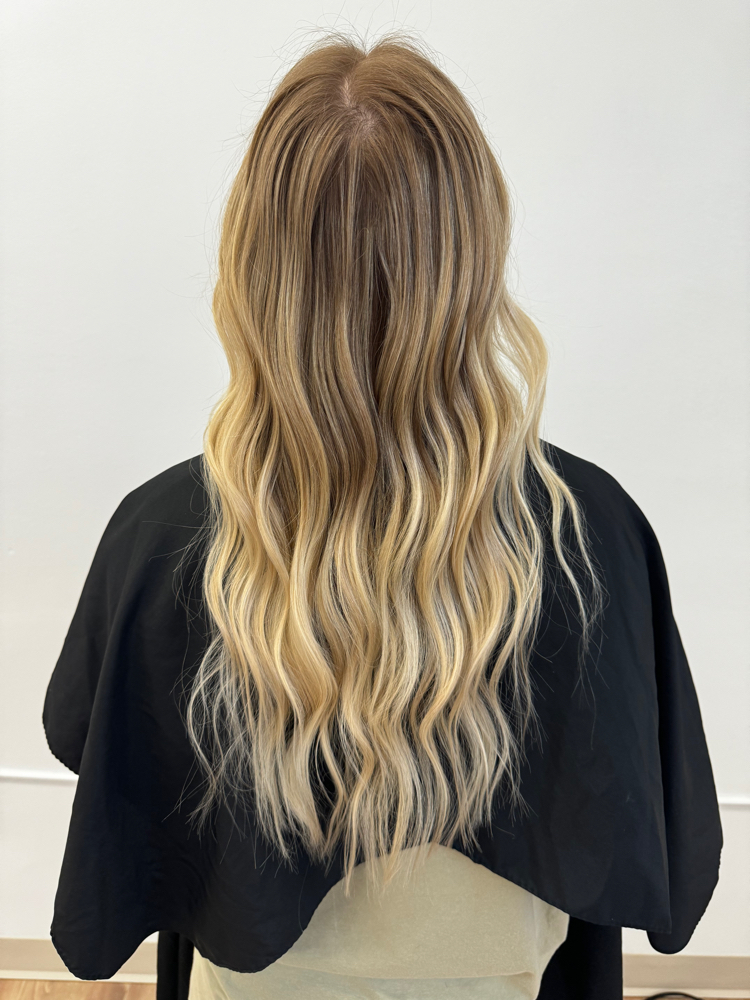 🌅 Lived-In Blonde