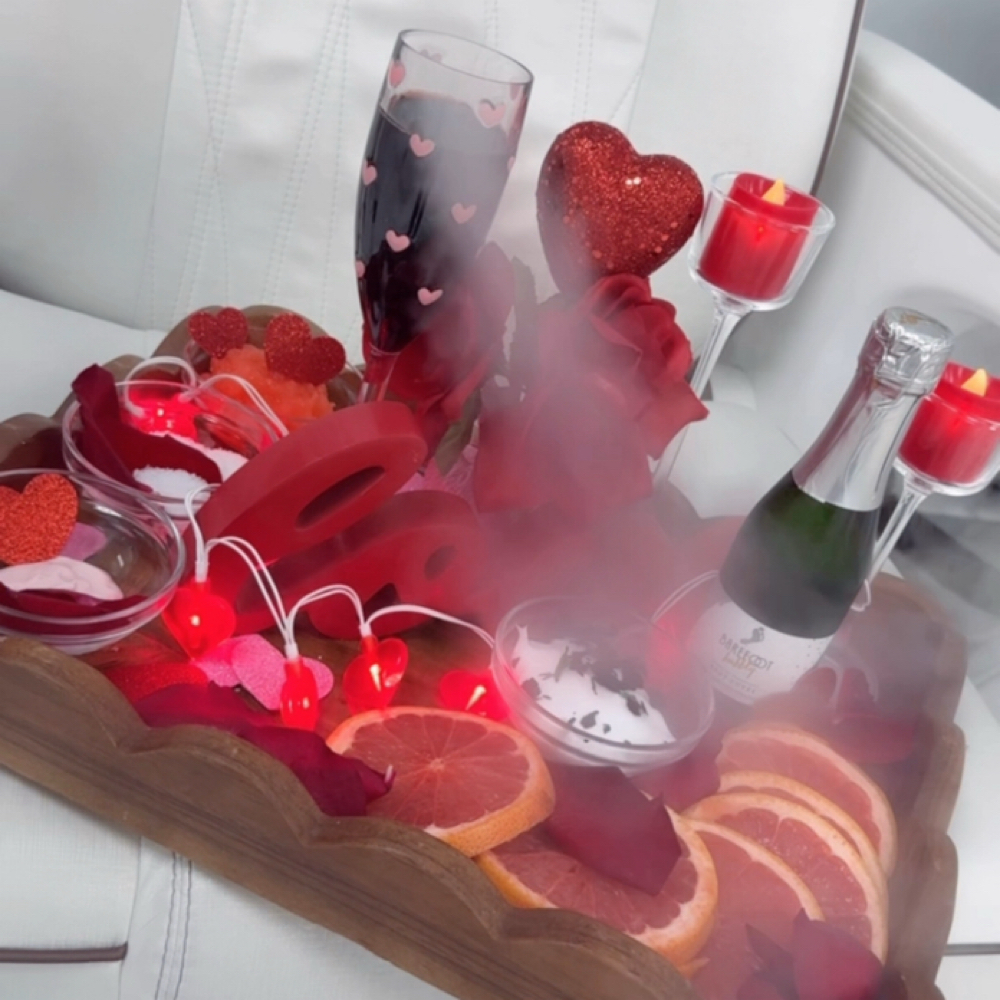 Valentine,s Pedicure🌹