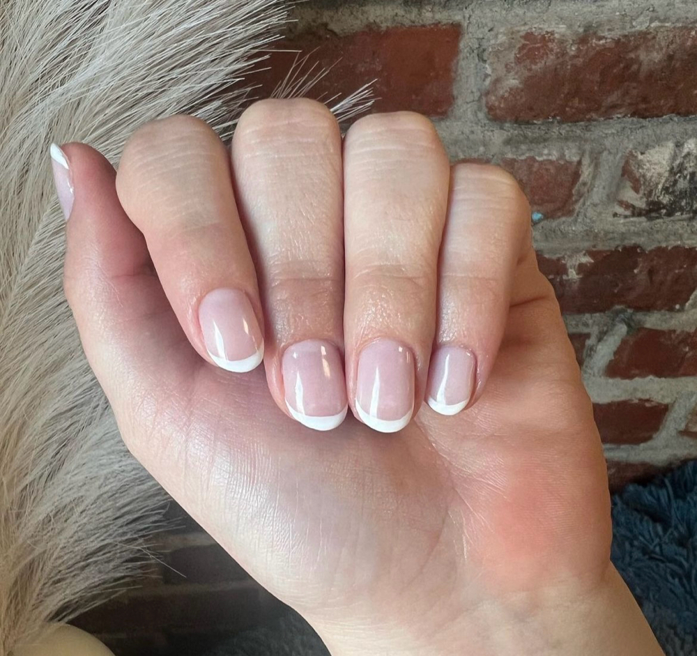 French Tip (gel polish mani)