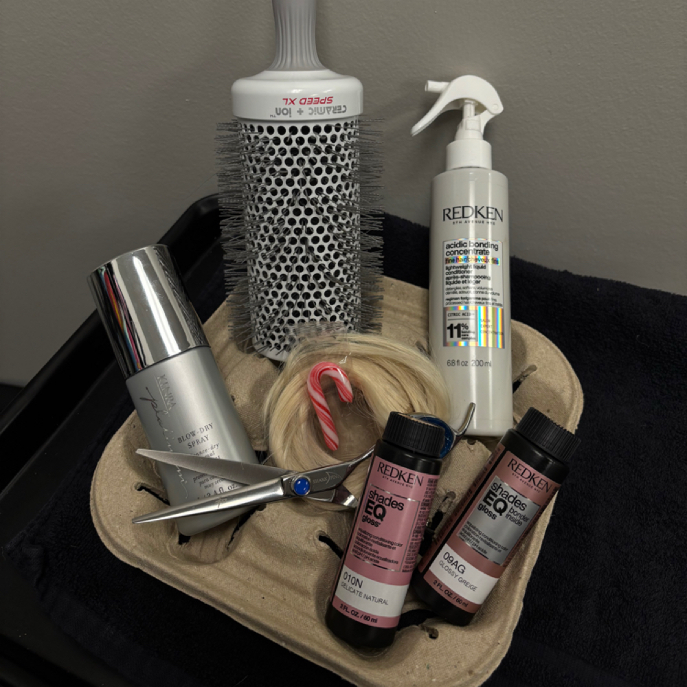 Grey Blending at Reserve Your Chair in Morristown, TN