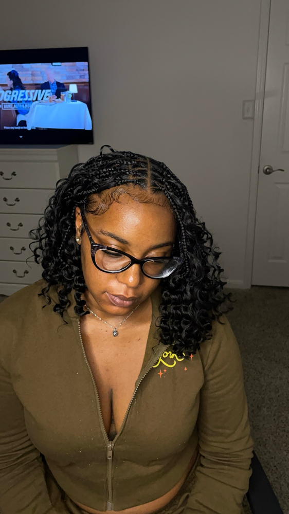 Knotless Boho Bob Extra Curls at TheBratZHouse in Houston, IL