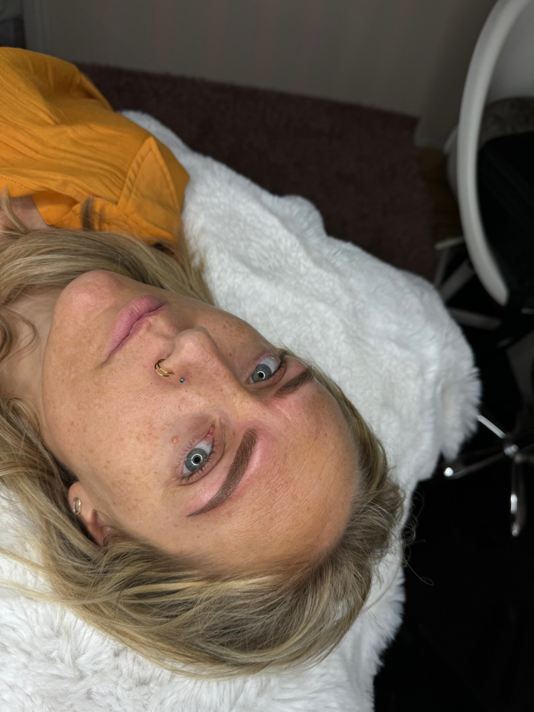 Brow Touch Up