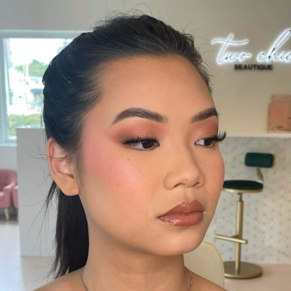 Soft Glam Makeup at Allison Artistry in Orlando, FL