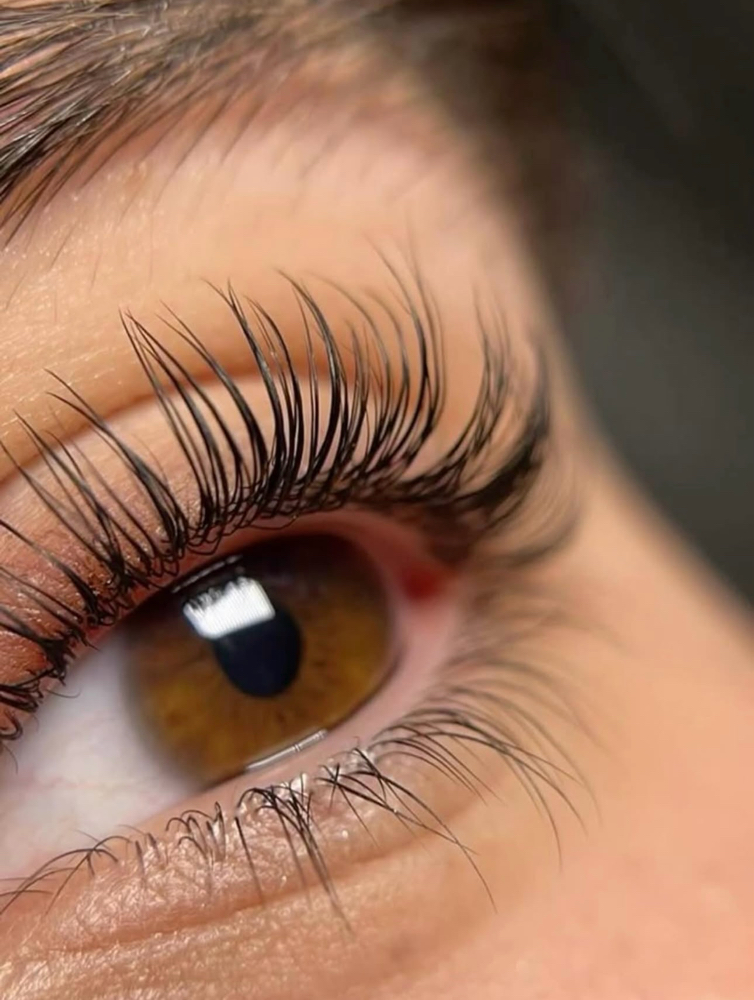 Collagen Lash Lift ( Tint Incuded )