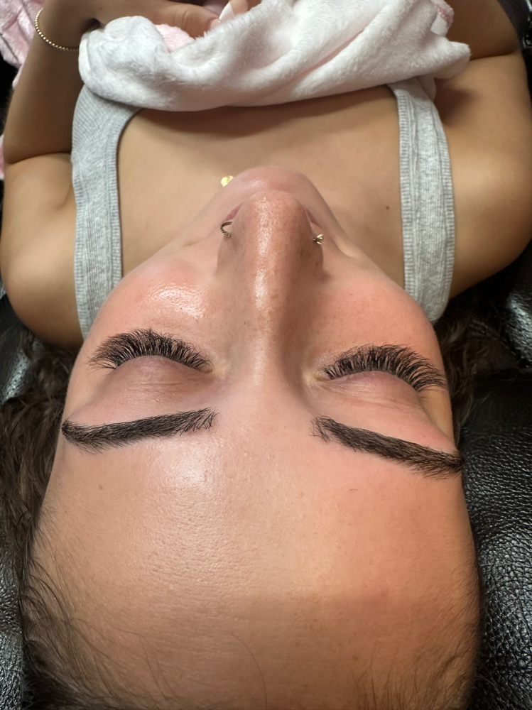 Volume Lash Extensions