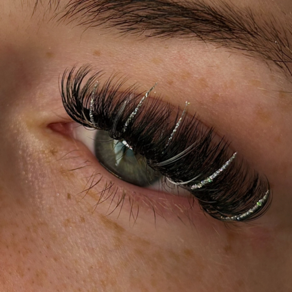Free Style Set at Look Out Lashes in Idaho Falls, ID