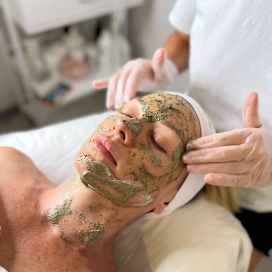 GREEN PEELING at Lumiee Skincare Llc in Chicago, IL