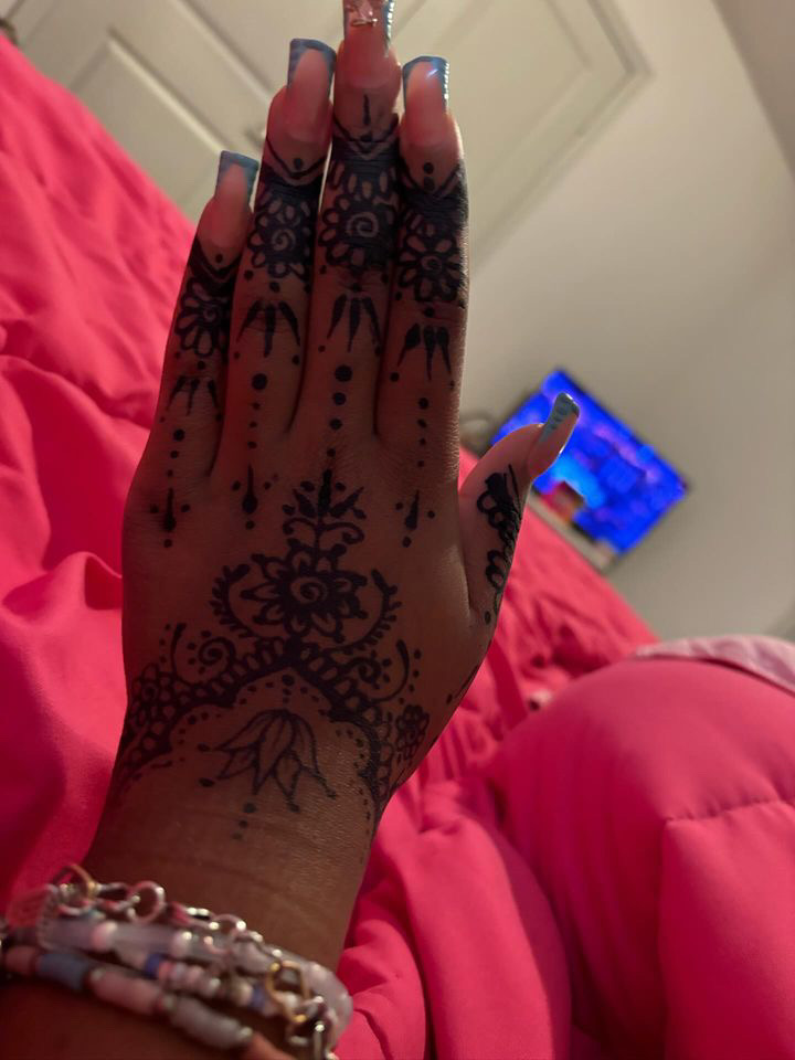 Small Hand Or Foot Henna