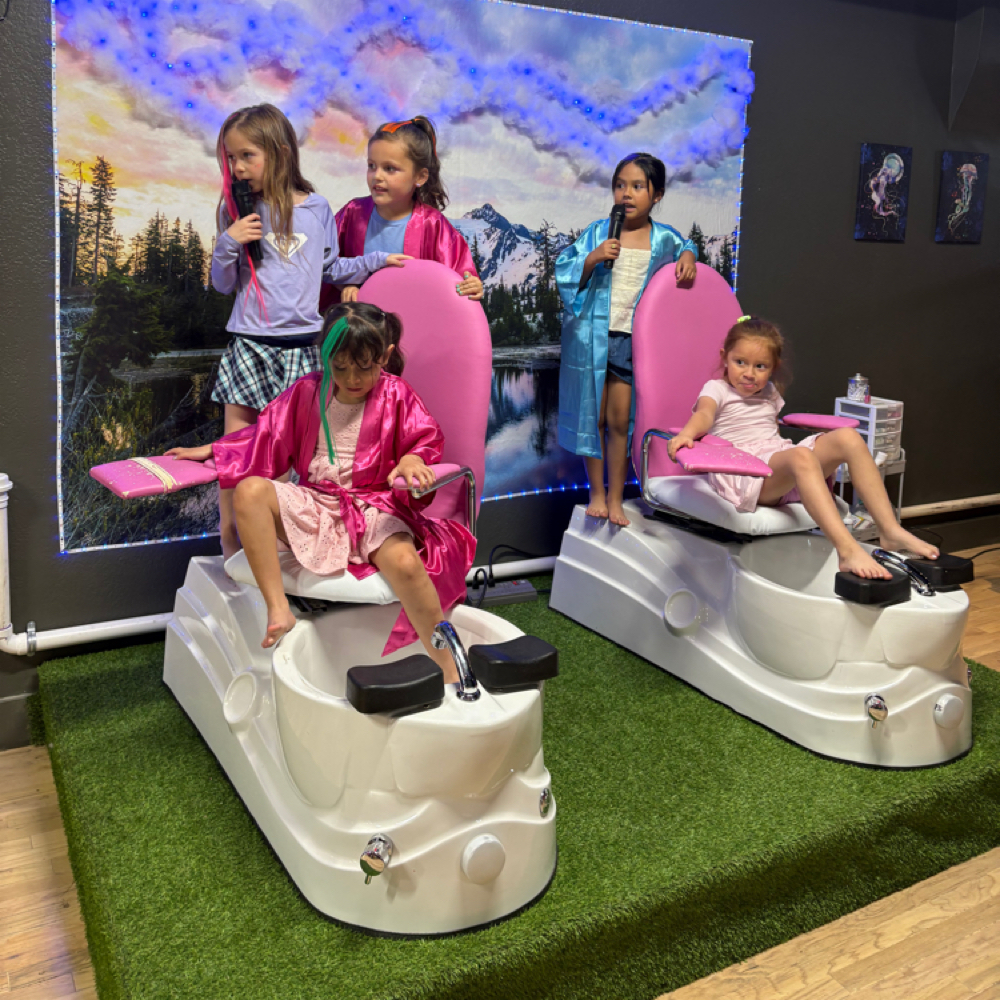 Colorado Kids Spa Party at Colorado Kids Salon & Spa in Longmont, CO