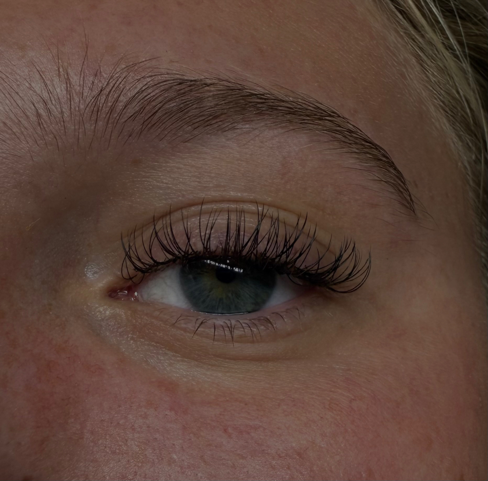 Full Classic Lash Set at Ivey Studio Suites in Vincennes, IN