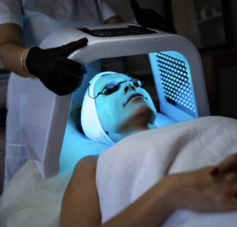 LED Light Therapy Facial