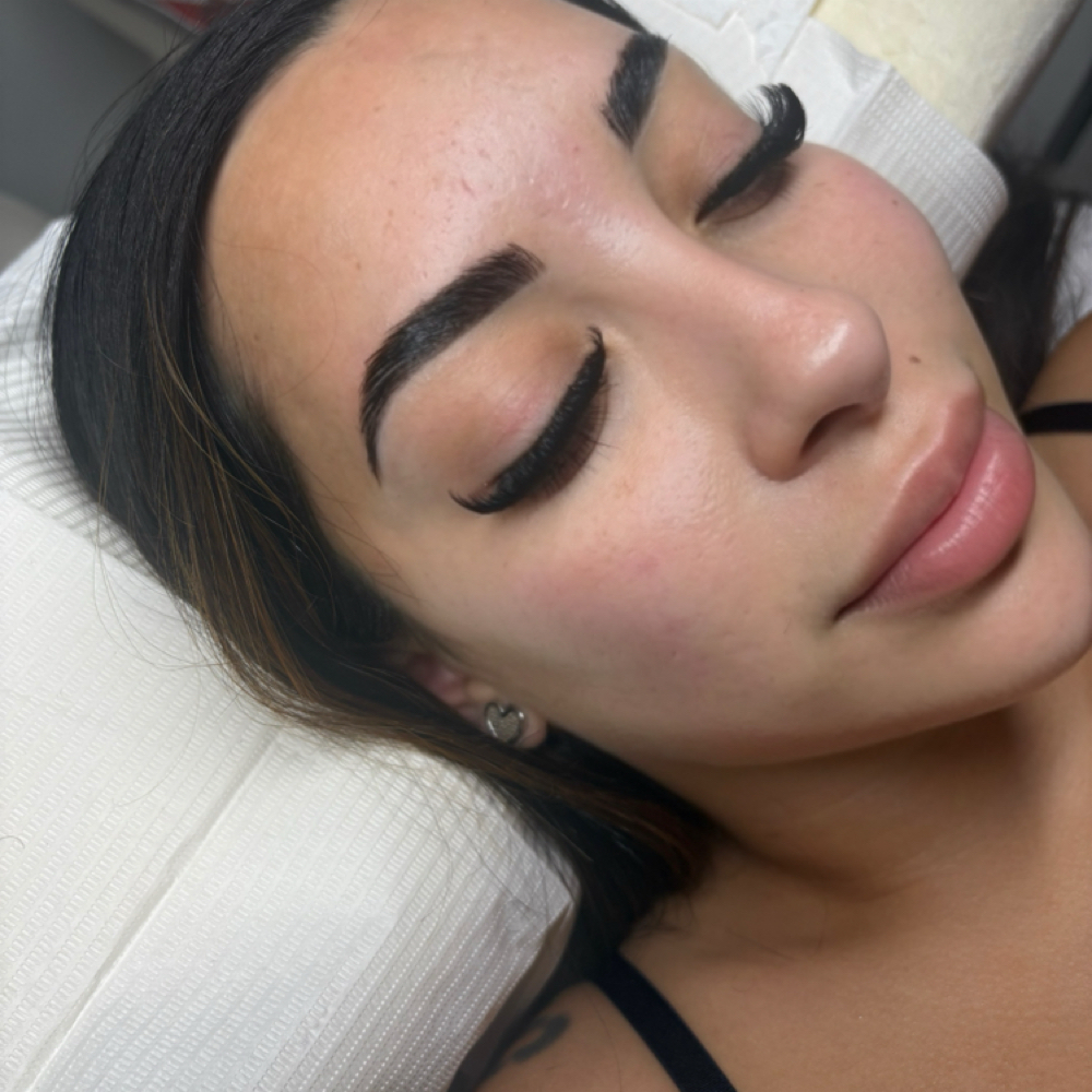 Design, wax, lami & tint at di’classe lashes in Miami, FL