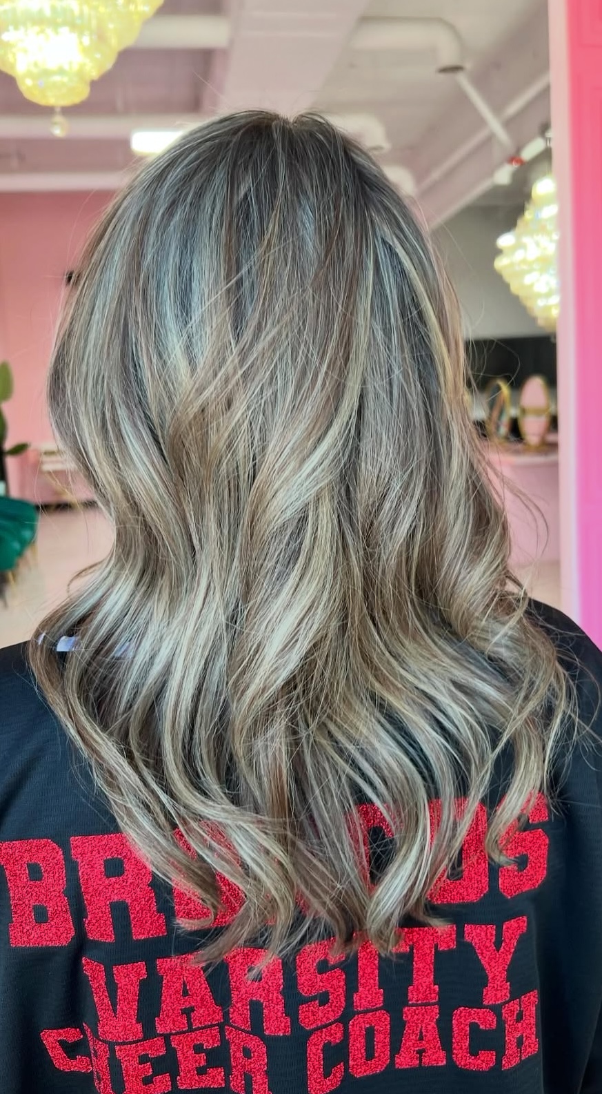 HIGHLIGHTS MEDIUM HAIR