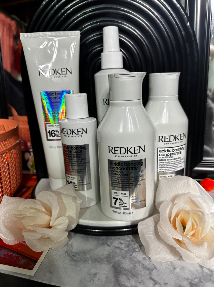 Acidic Bonding/Protein Treatment at Malayzian Stylez in Hammond, IN