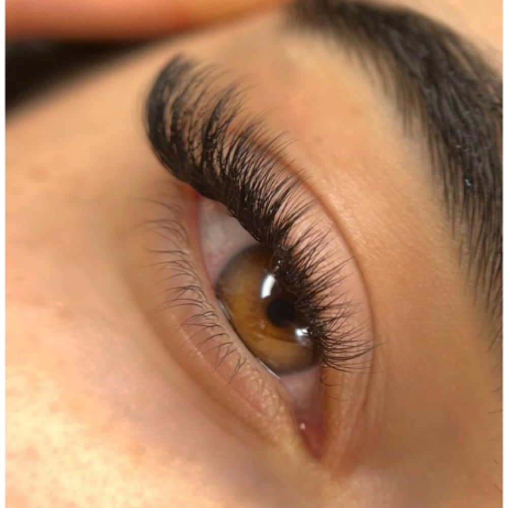 Hybrid Beauty Set at Leita Beauty Studio in Louisville, KY