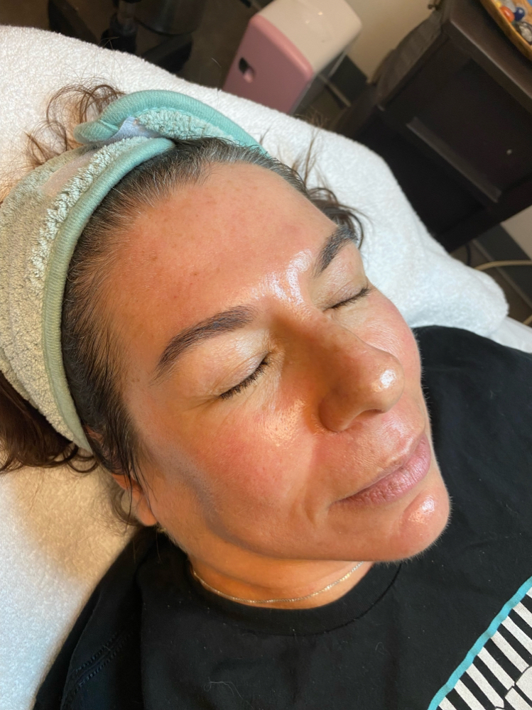 Glow Getter Facial