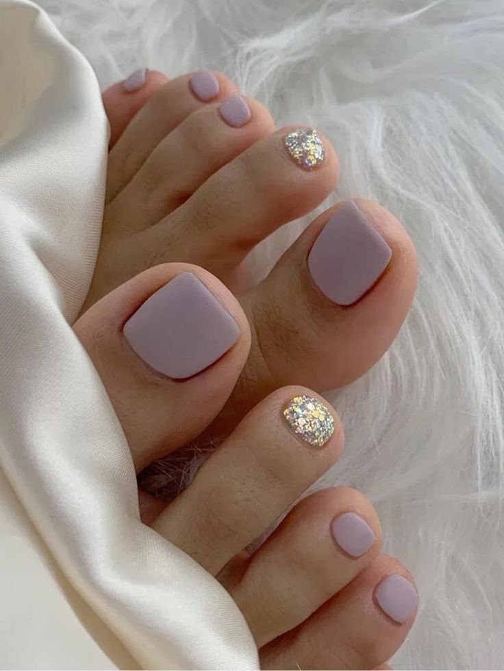 REGULAR PEDICURE
