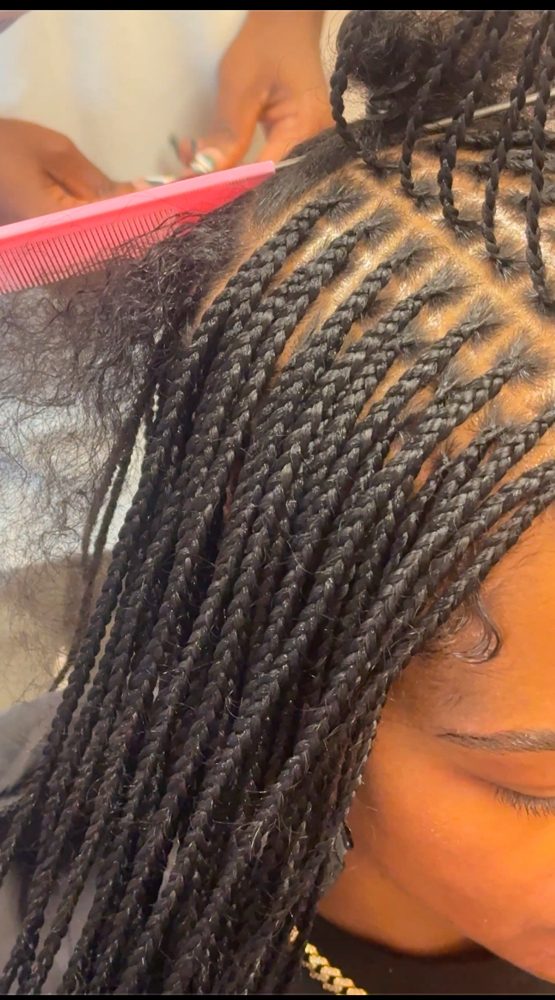 Small Knotless But