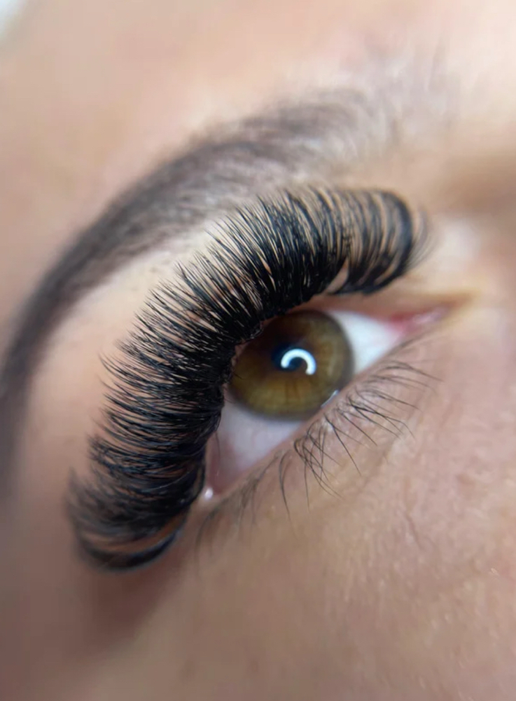 Mega Volume Lash