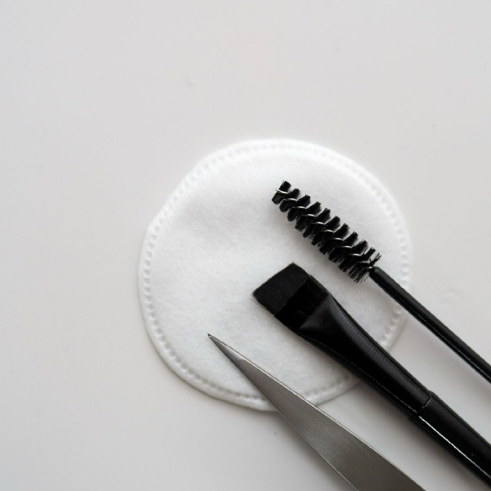 EYEBROW CLEAN UP at The Beauty Trap in La Mesa, CA