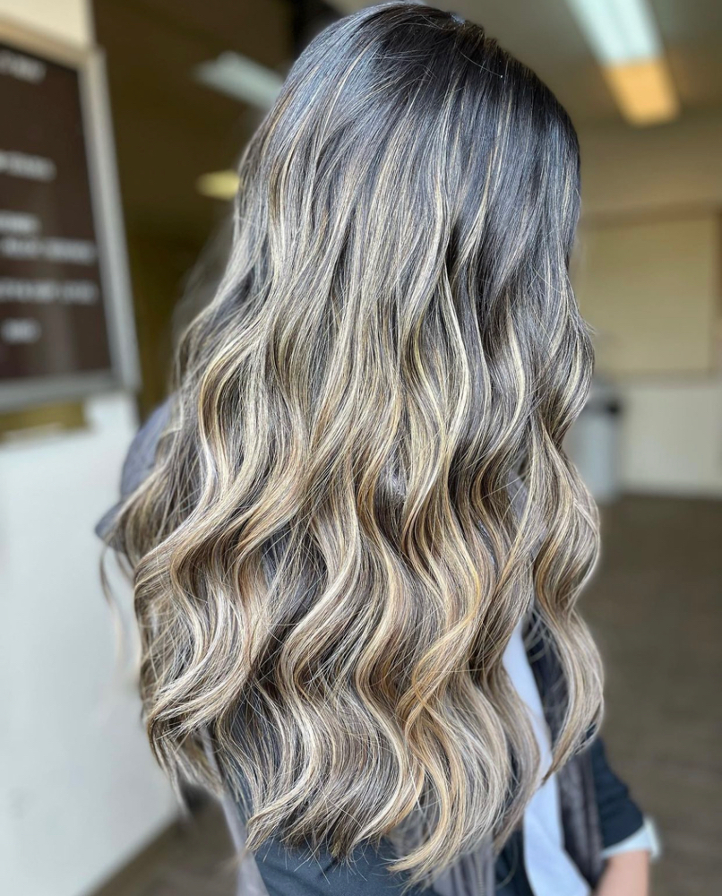 Long/ThickDmnsionlPaintedHair/Style