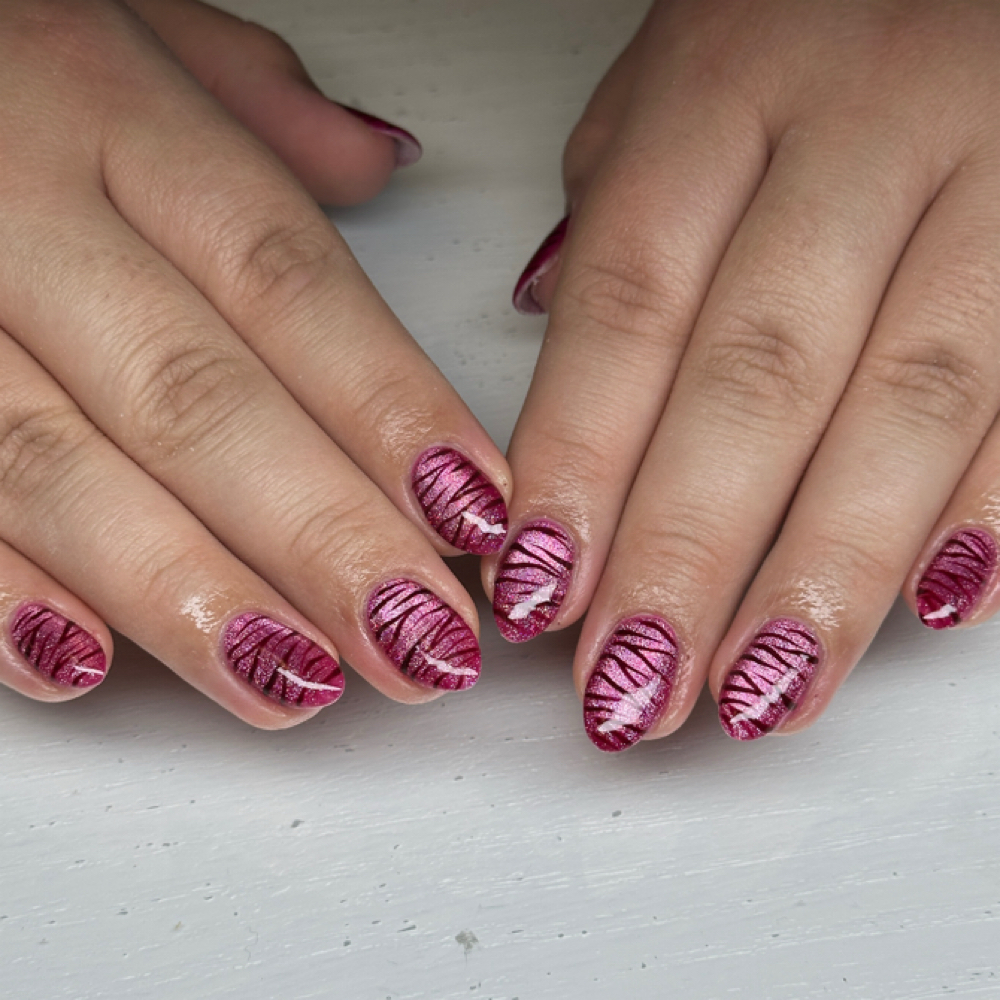 hard gel manicure at gelsbylilyy in Lemoore, CA