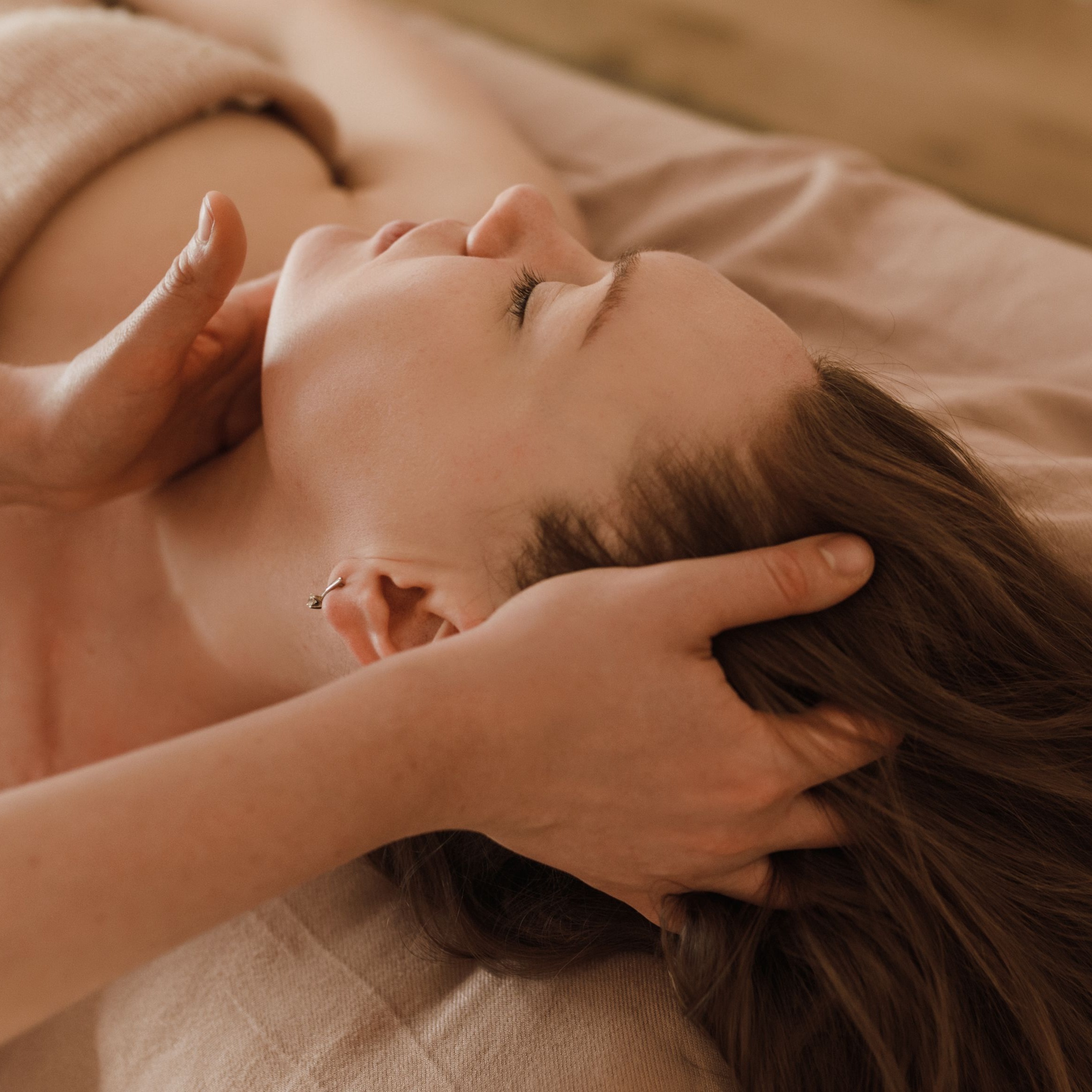 30 min Scalp and Neck Massage at Time 2B Pampered in Knoxville, TN