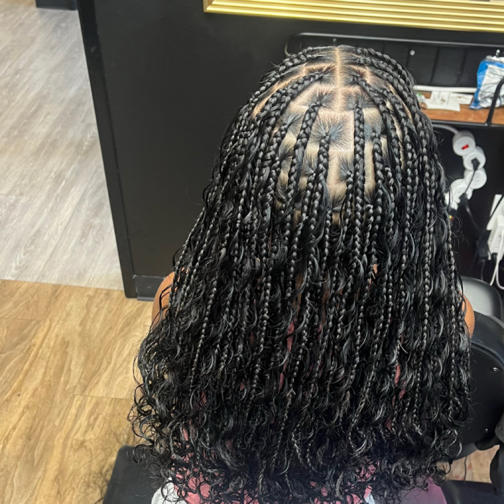 Smedium Knotless at Hair by sani in Sacramento, CA