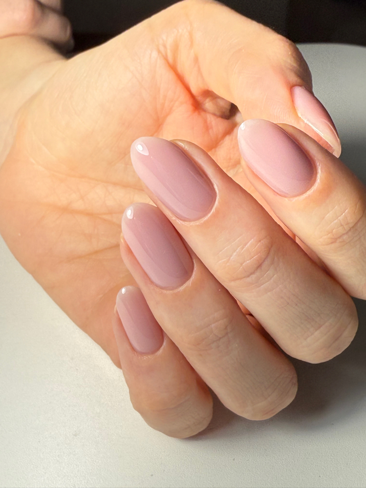 Regular polish manicure