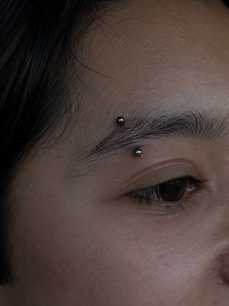 Eyebrow Piercing