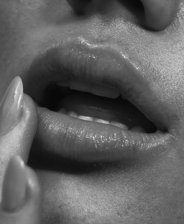 LIP TREATMENT