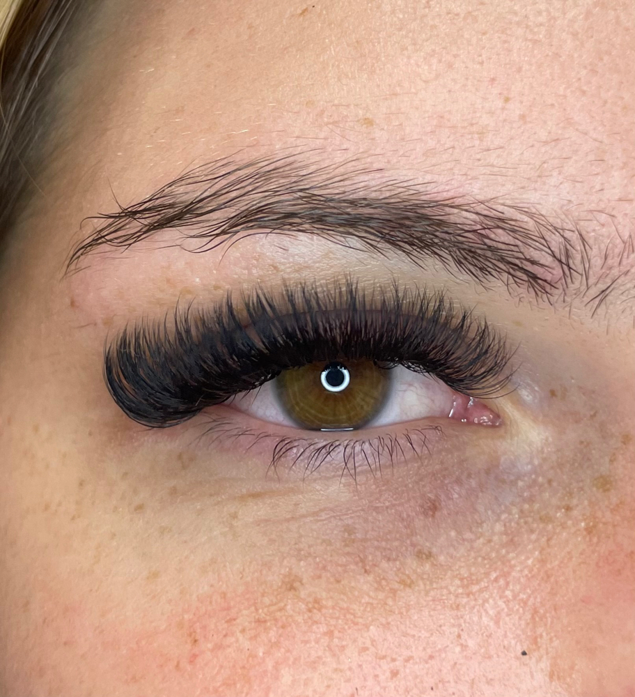 Volume Lash Extensions