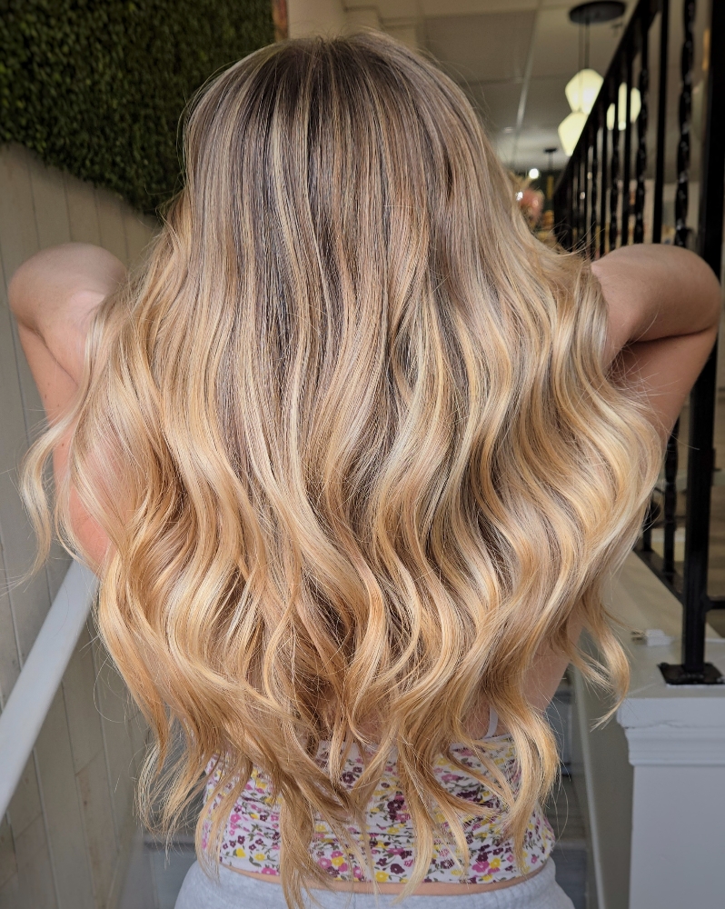 Balayage/Lived In Blonding