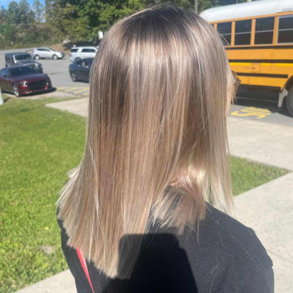 Toner/Gloss at Dae Dream LLC in Beckley, WV