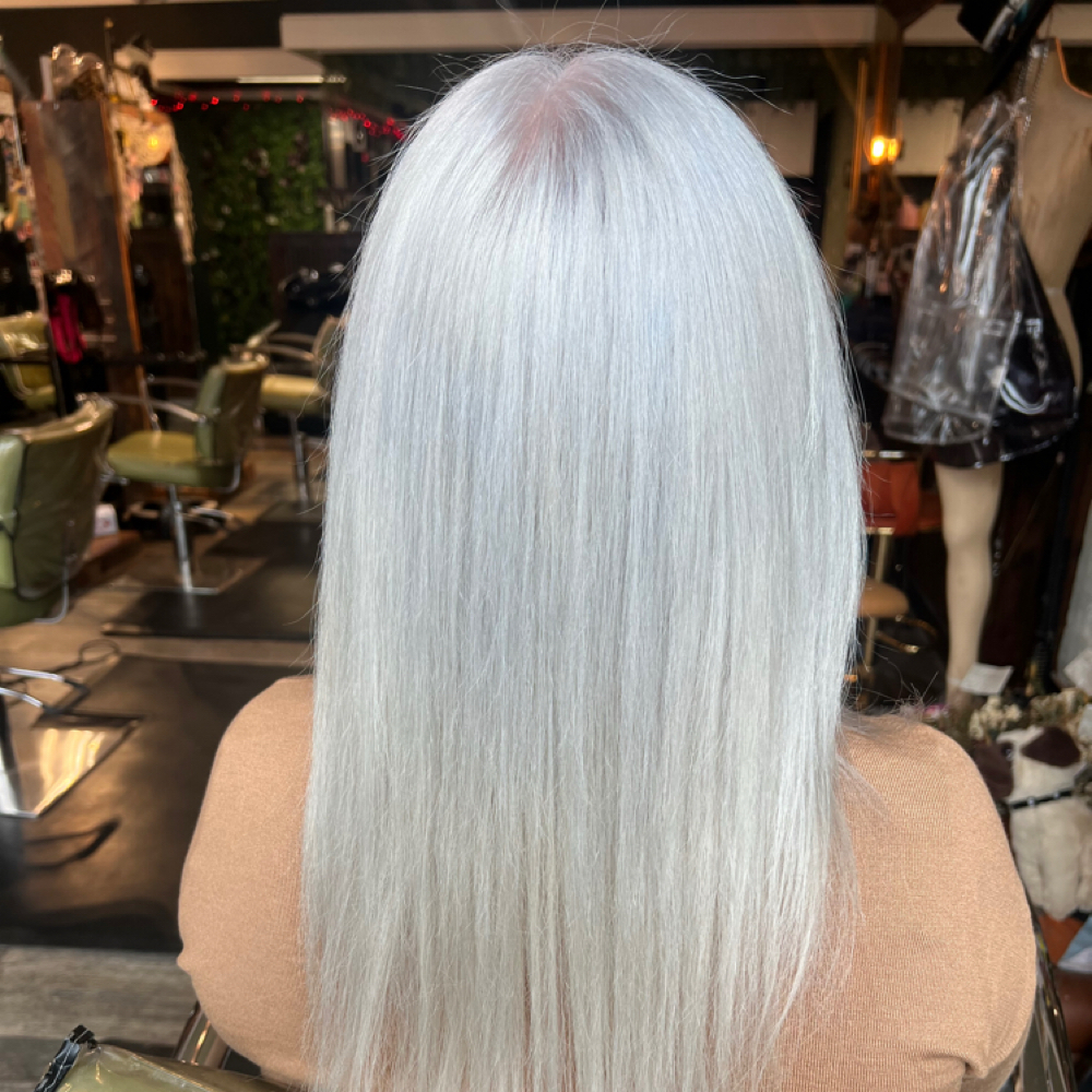 Bleach & Tone at Kimmchiliftz in New Ellenton, SC
