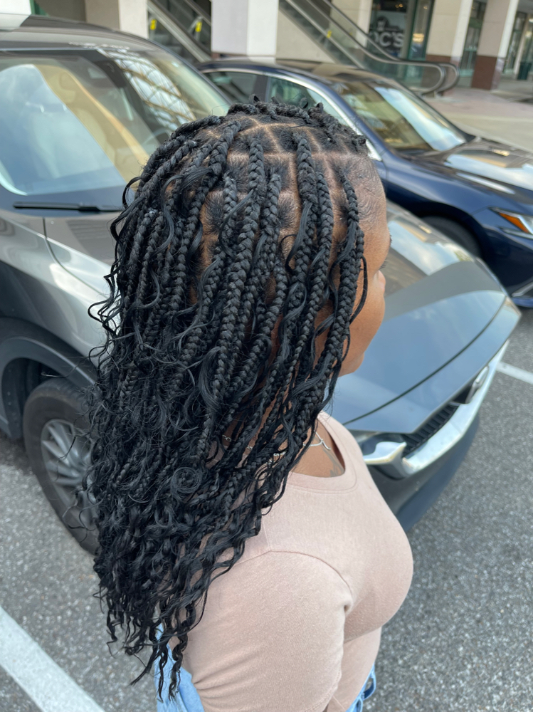 Short Boho Knotless Braid