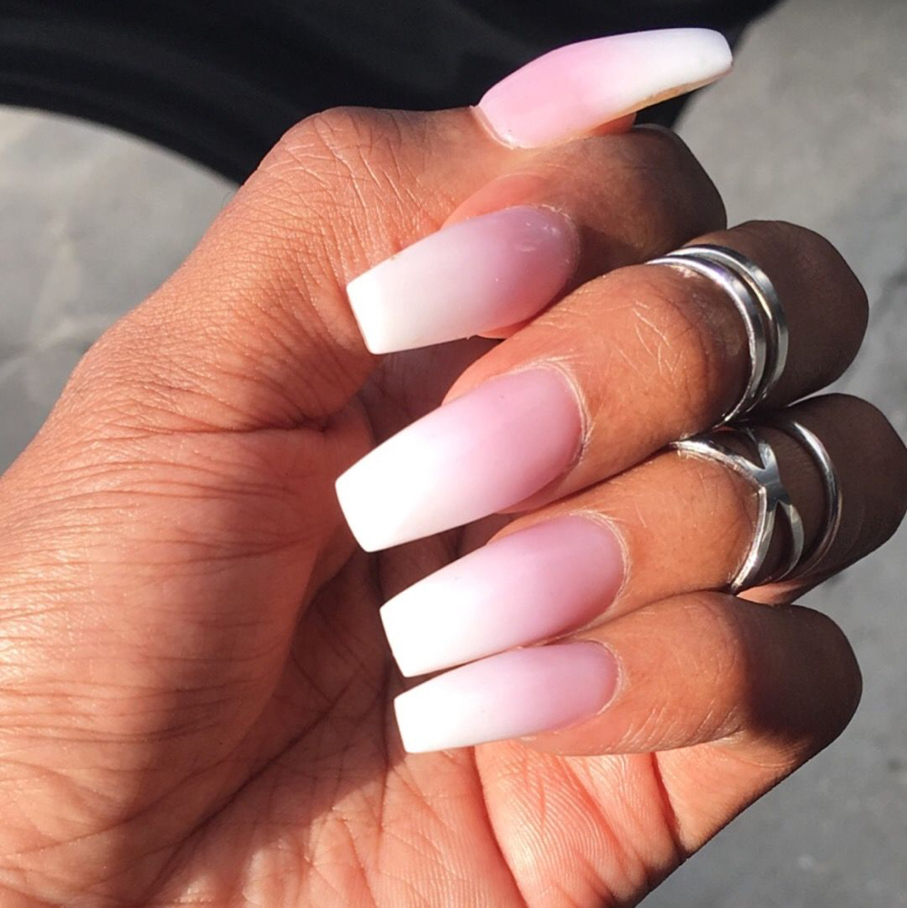 Acrylic - Pink And White Ombre