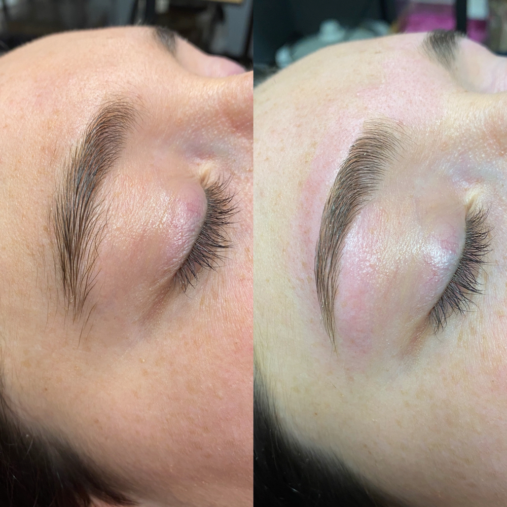 Brow Wax & Clean Up