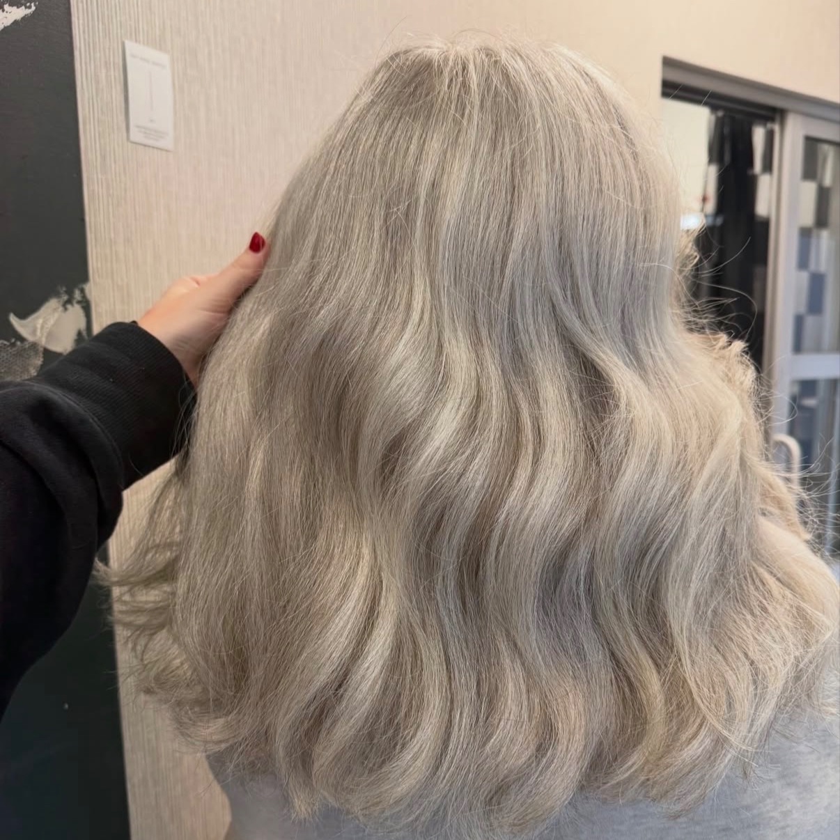 Women's Haircut at Livs Line Cosmetics LLC in Wyoming, MI