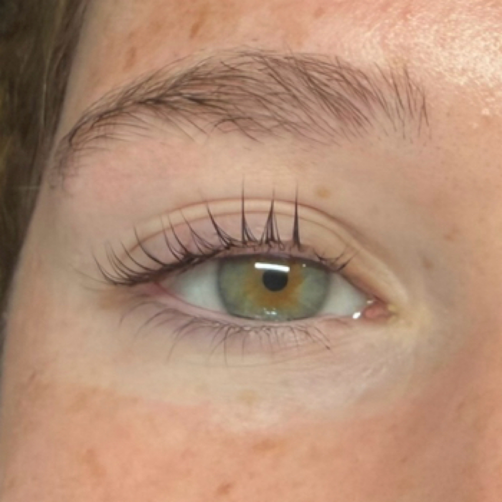 Lash Bundle at LE Beauty Bar in Denver, IA