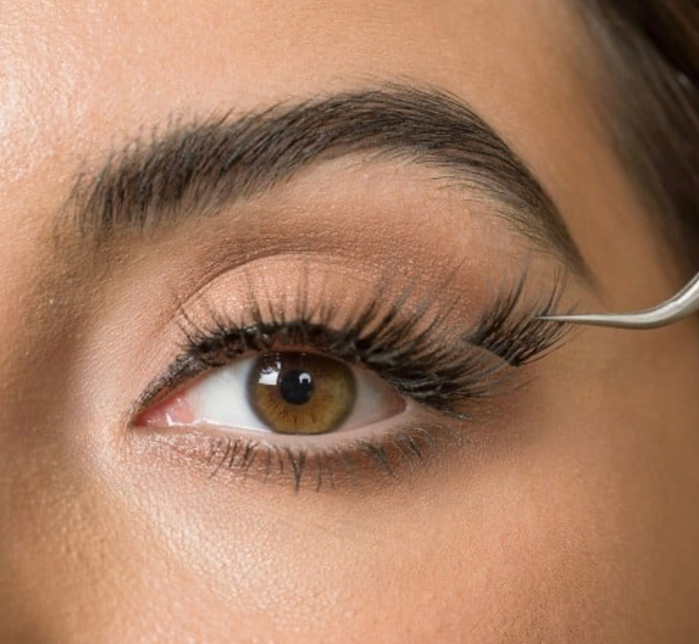 Cluster Lashes