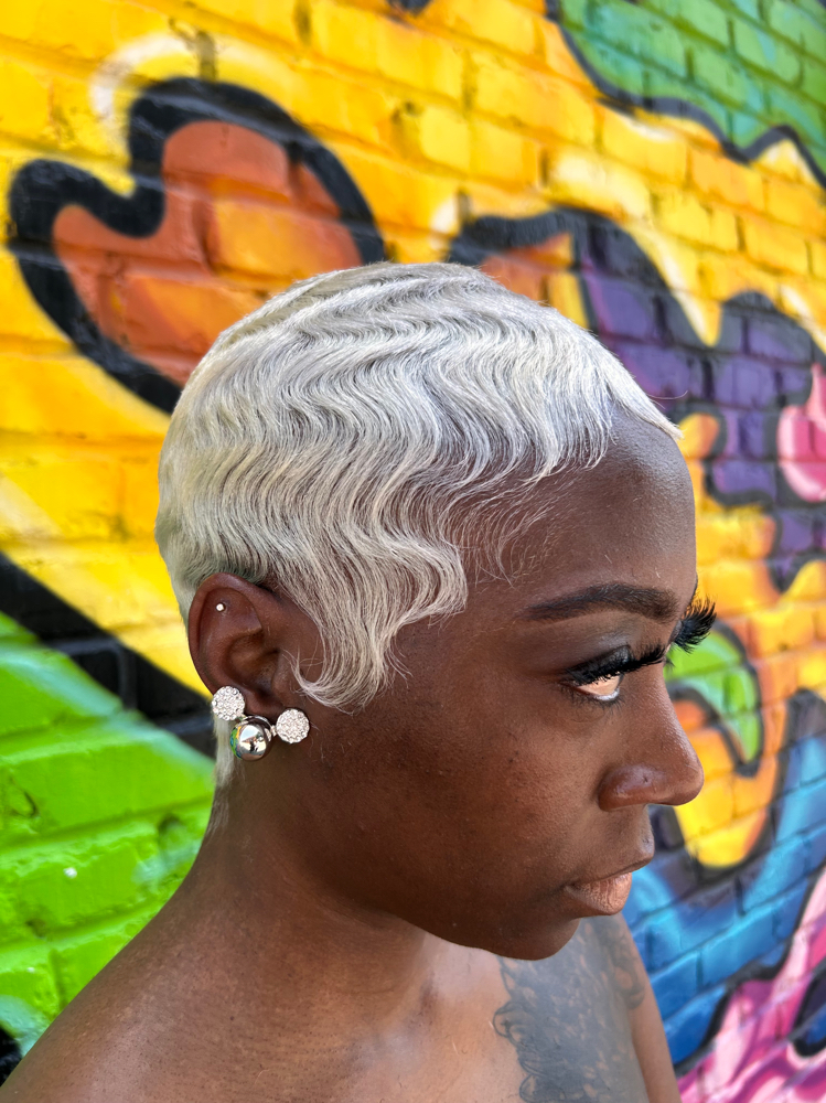 PLATINUM PIXIE SHAMPOO & STYLE