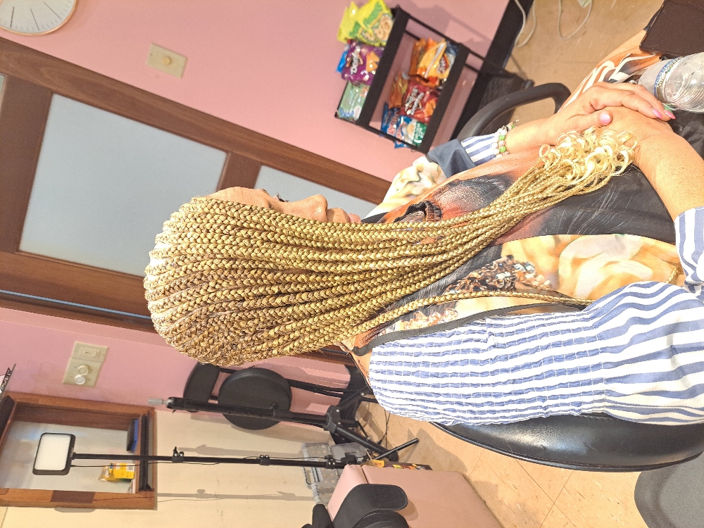 Meduim Lemonade Braids