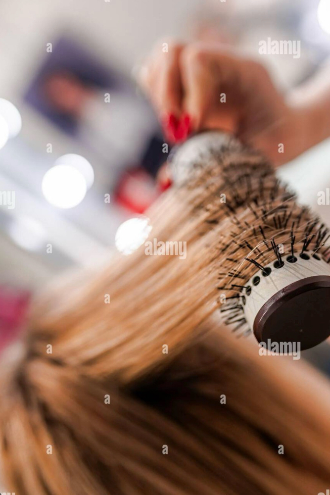 👑Elevate Premium Signature Blowout at TrU 2 a ‘T’ Hair services/ MoonChild Reiki Wellness in Arlington, WA