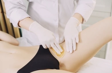 Bikini Sugaring