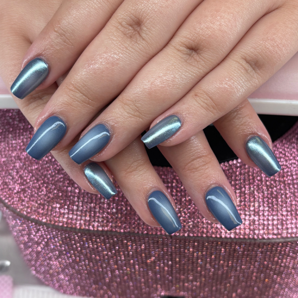 Aura at The Nail Vault in Williamsburg, VA
