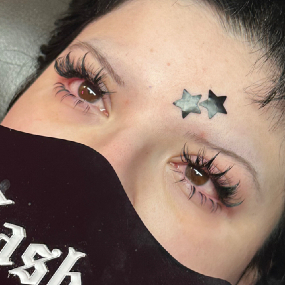 Bottom Lashes at Lash Mami in San Antonio, TX