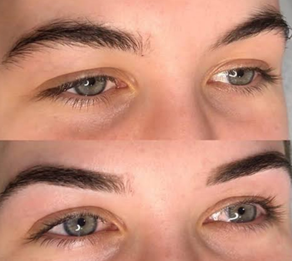 Waxing Eyebrows (women)